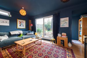 Sitting Room- click for photo gallery